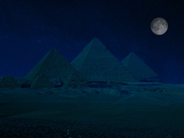 giza_at_night
