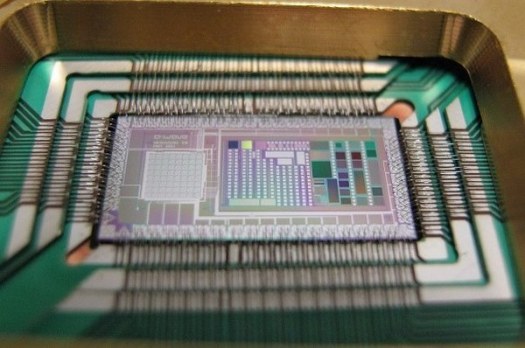 DWave.512-bit-proccesor